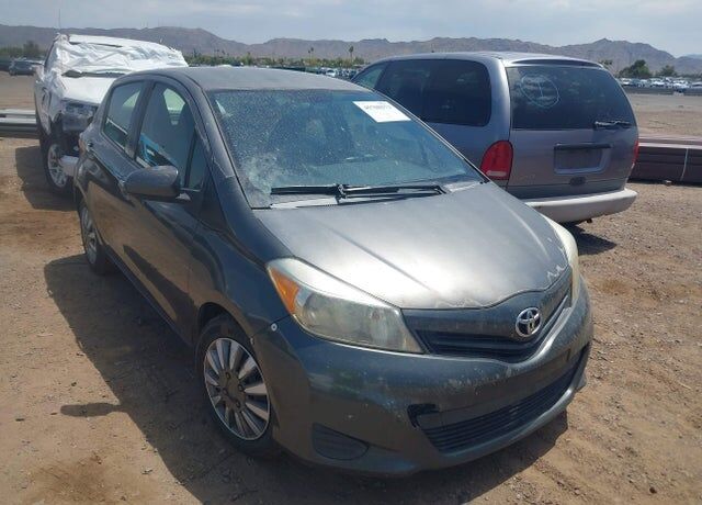 2014 TOYOTA Yaris