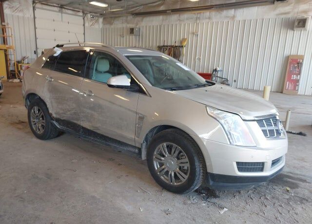 2010 CADILLAC SRX