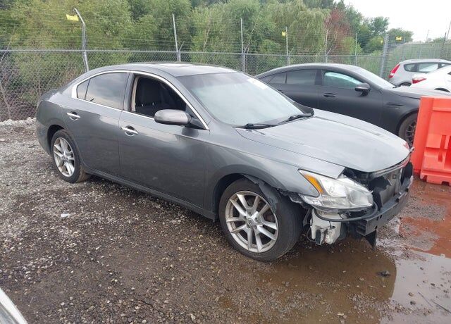 2014 NISSAN Maxima