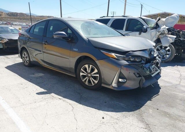 2017 TOYOTA Prius