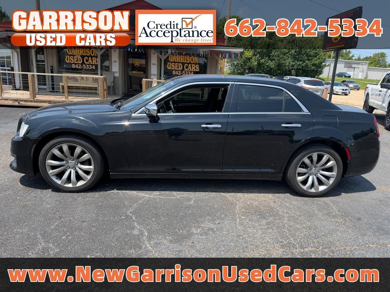 2019 CHRYSLER 300