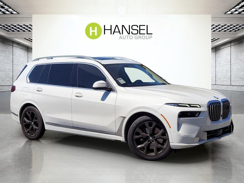 2023 BMW X7