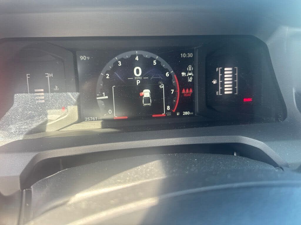 2024 TOYOTA Tacoma