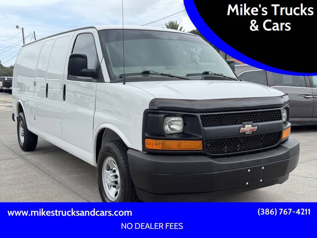 2017 CHEVROLET Express