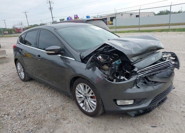 2016 FORD Focus