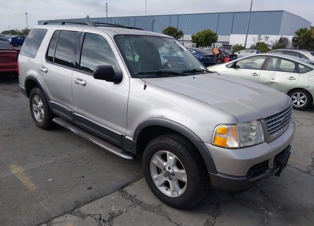 2004 FORD Explorer