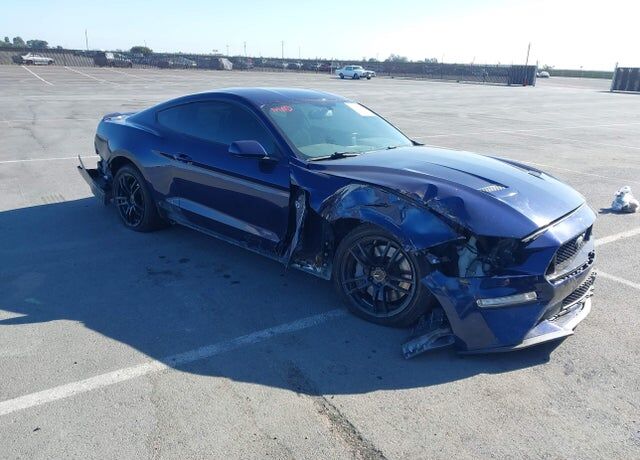 2020 FORD Mustang