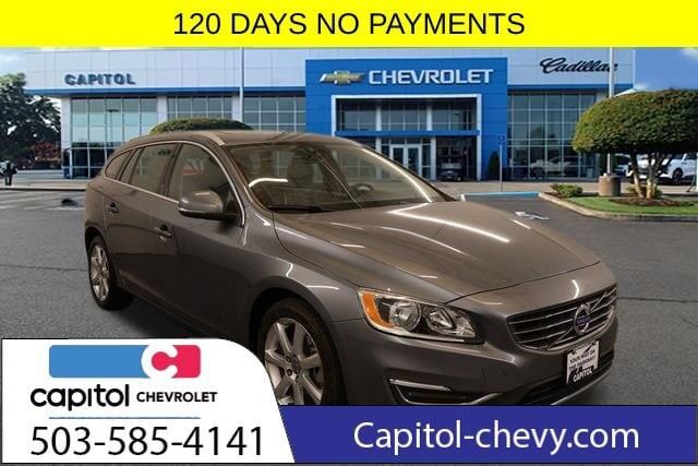 2017 VOLVO V60