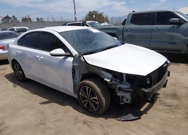 2023 KIA Forte