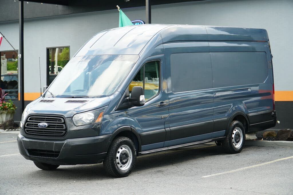 2019 FORD Transit