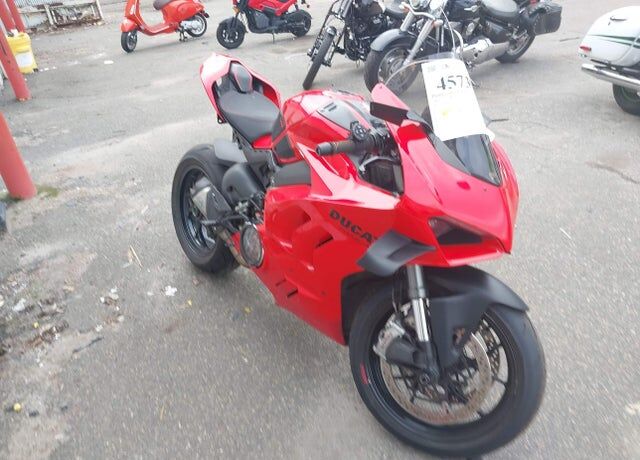 2024 DUCATI Panigale