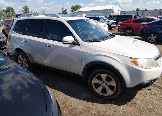 2011 SUBARU Forester