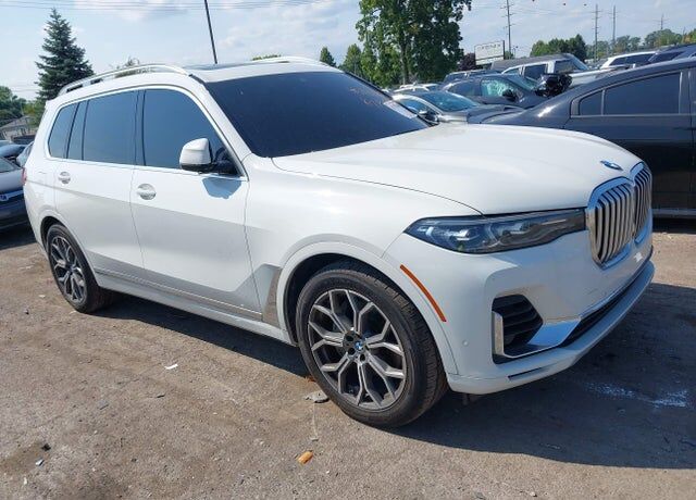2020 BMW X7