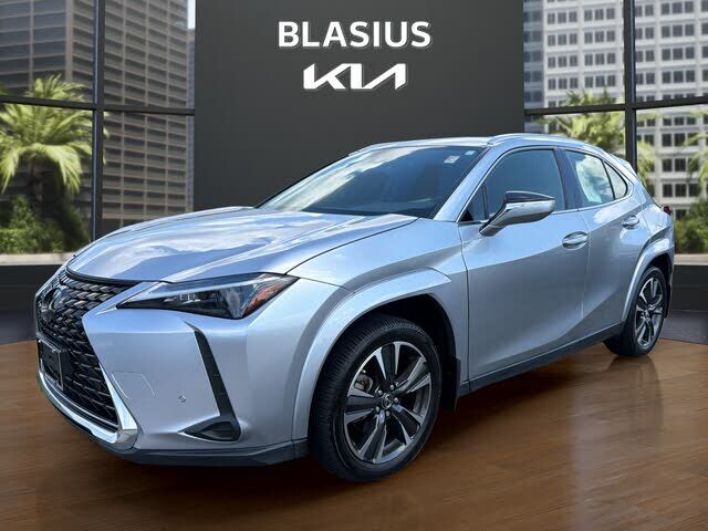 2024 LEXUS UX
