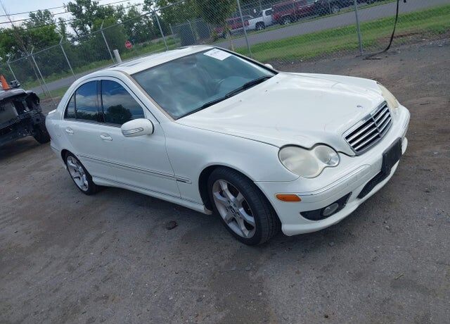 2007 MERCEDES-BENZ C-Class