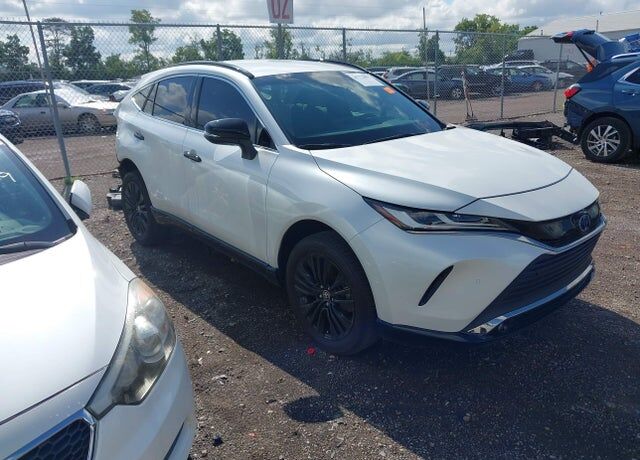 2023 TOYOTA Venza