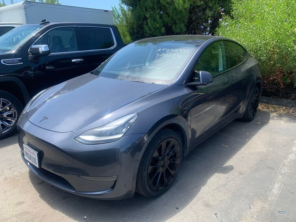 2020 TESLA Model Y