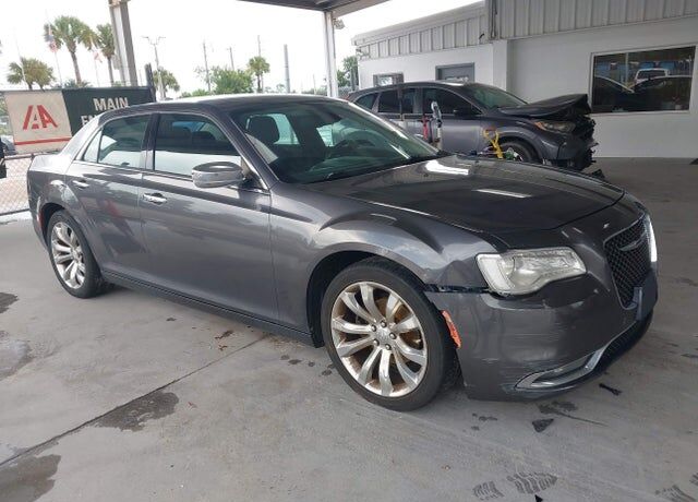 2018 CHRYSLER 300