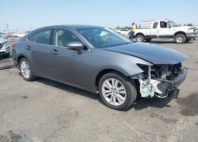 2013 LEXUS ES