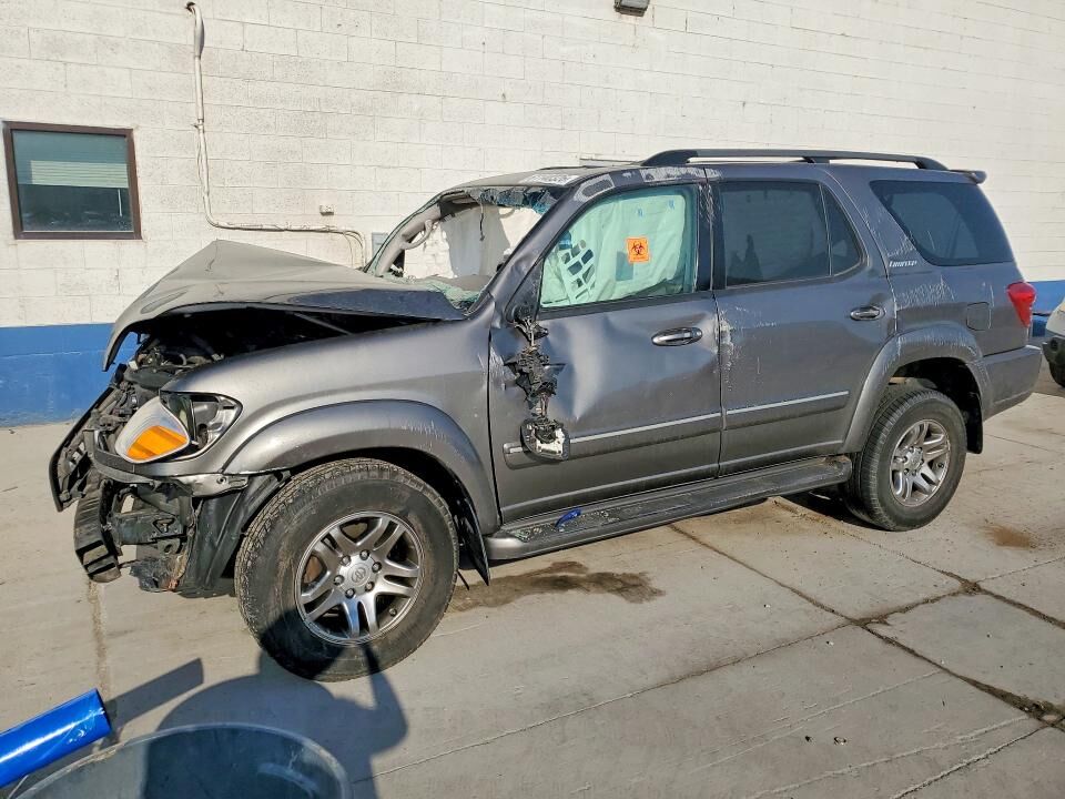2005 TOYOTA Sequoia
