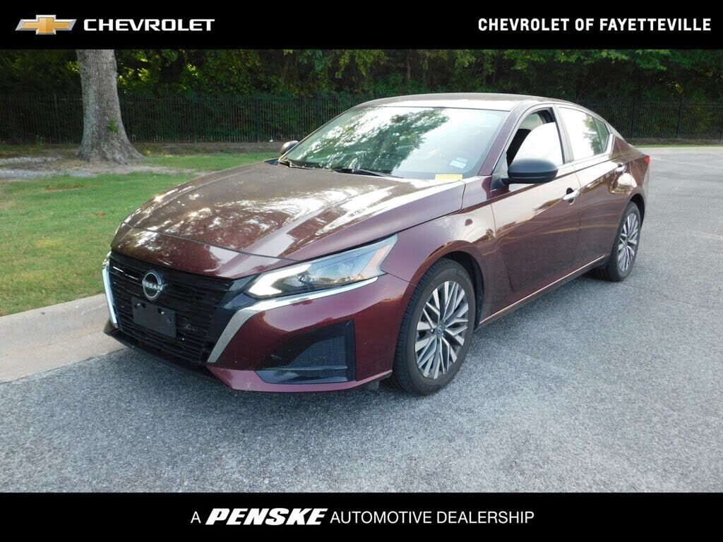 2025 NISSAN Altima