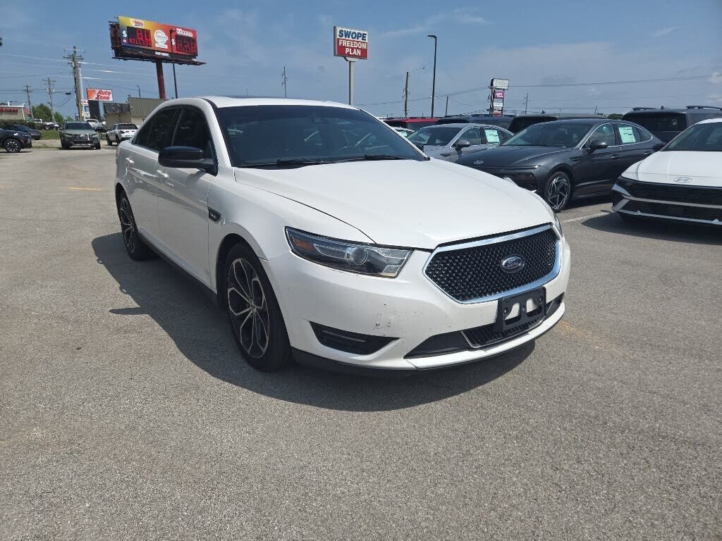 2017 FORD Taurus