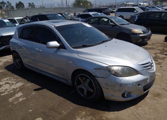 2004 MAZDA Mazda3