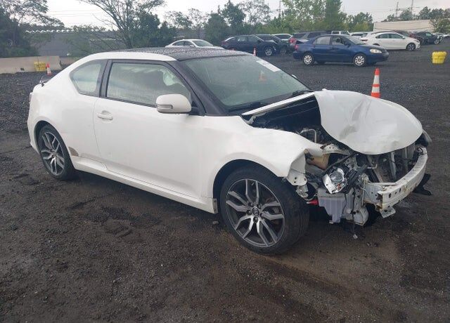 2014 TOYOTA SCION