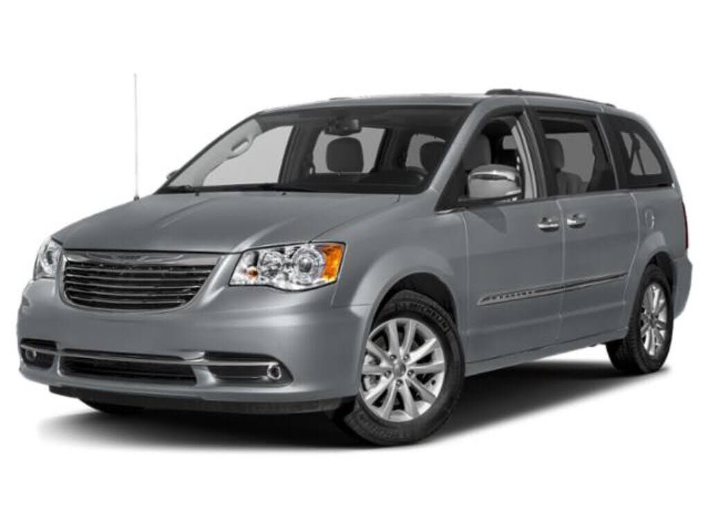 2015 CHRYSLER Town and Country