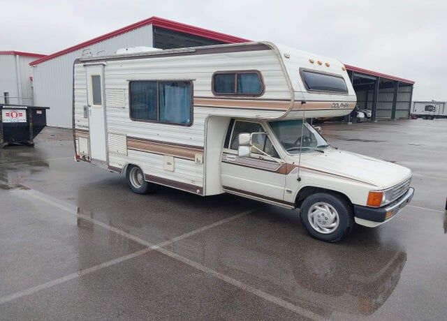 1985 TOYOTA Pick-Up