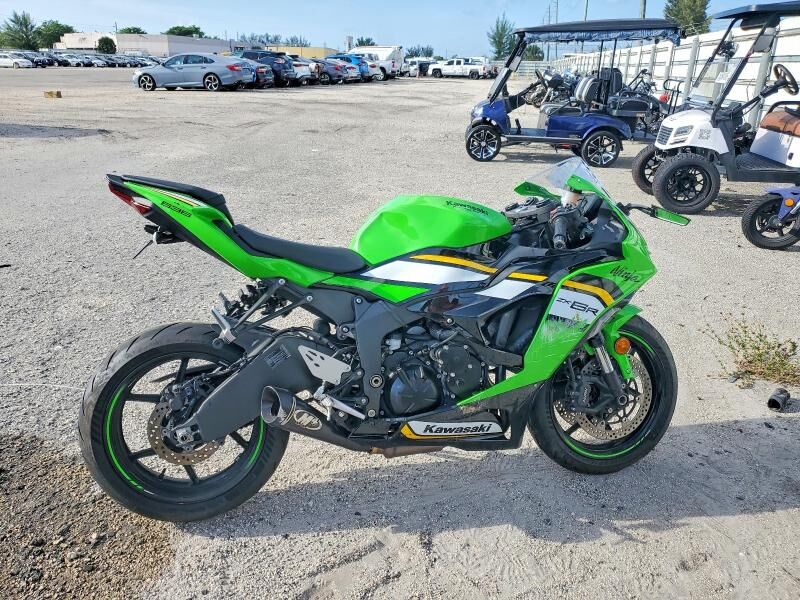 2025 KAWASAKI Ninja