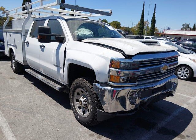 2017 CHEVROLET Silverado