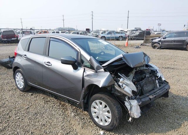 2016 NISSAN Versa