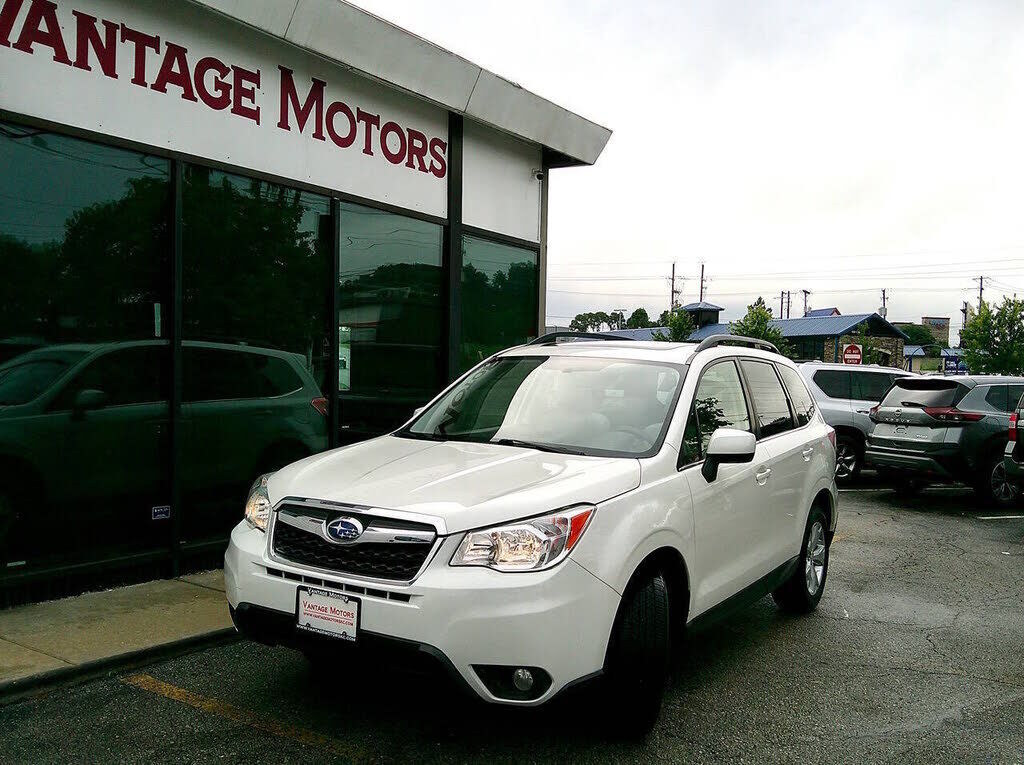 2016 SUBARU Forester