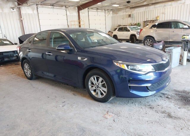 2017 KIA Optima