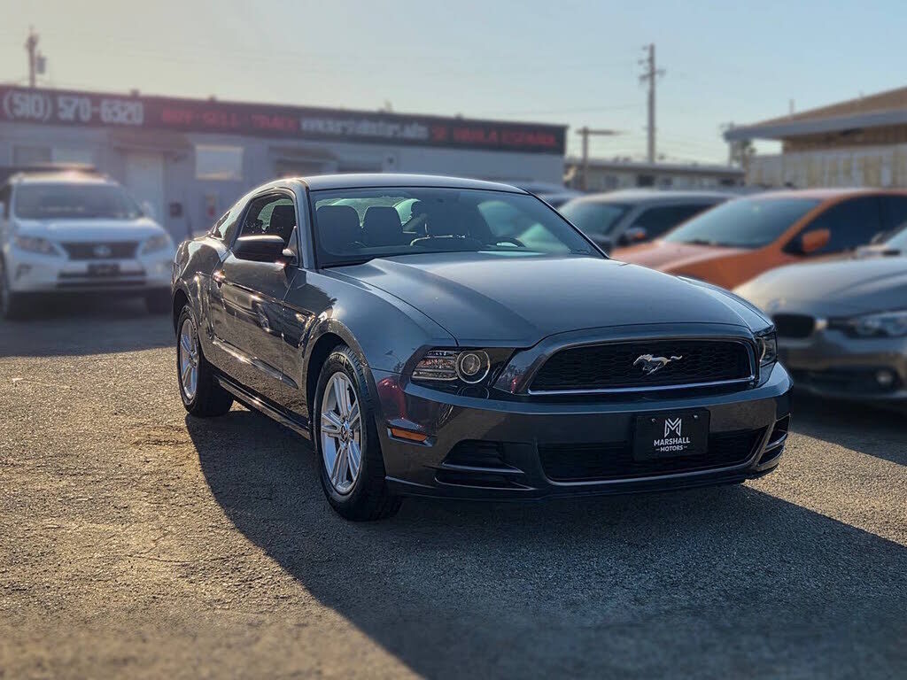 2013 FORD Mustang