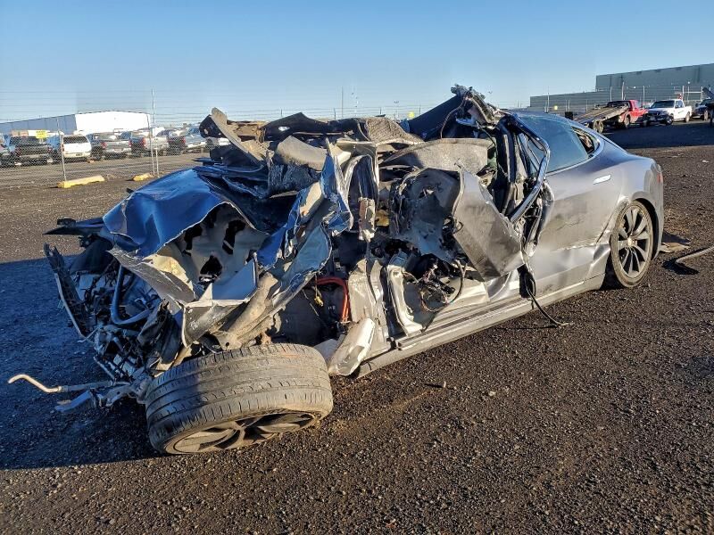 2016 TESLA Model S
