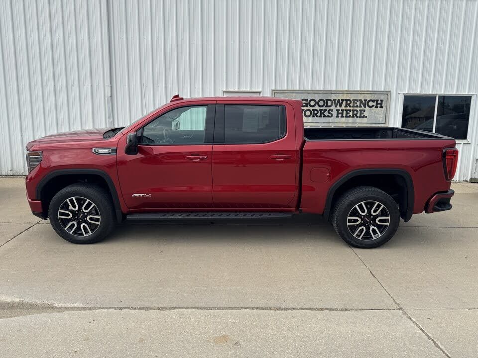 2023 GMC Sierra