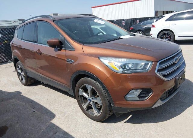 2017 FORD Escape