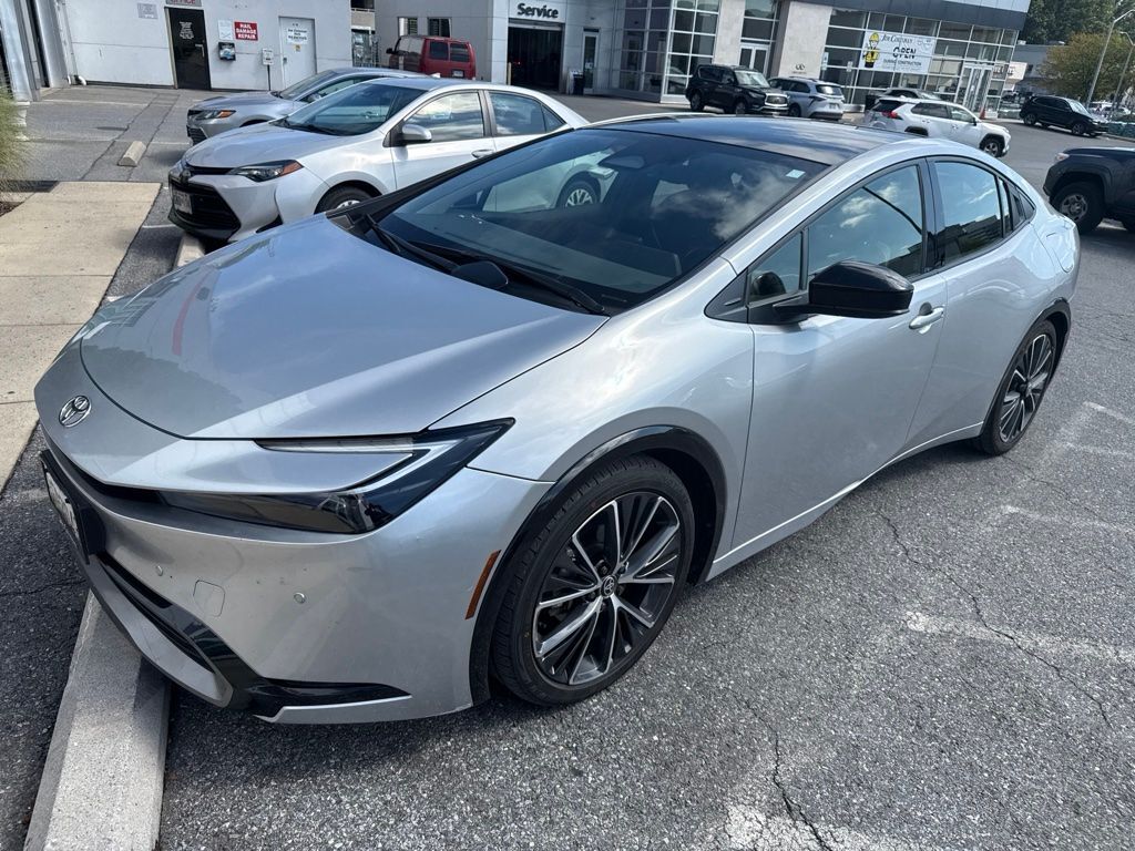 2023 TOYOTA PRIUS