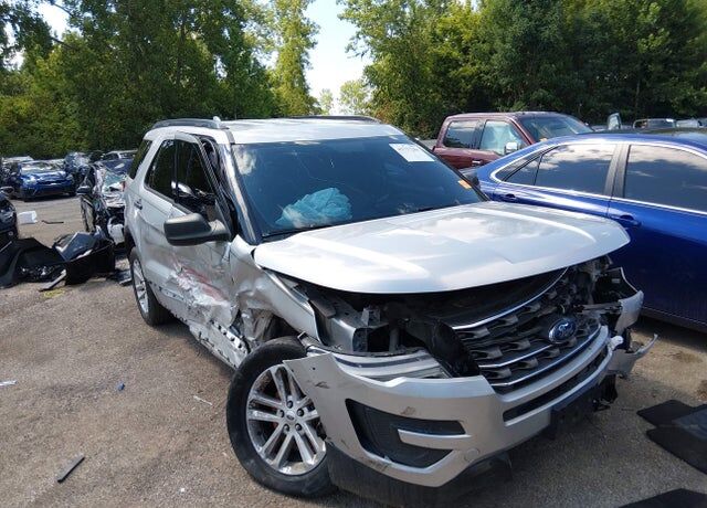 2017 FORD Explorer