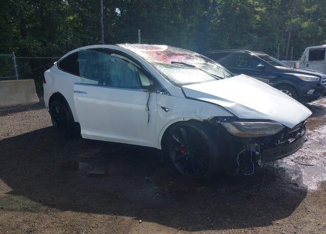 2021 TESLA Model X