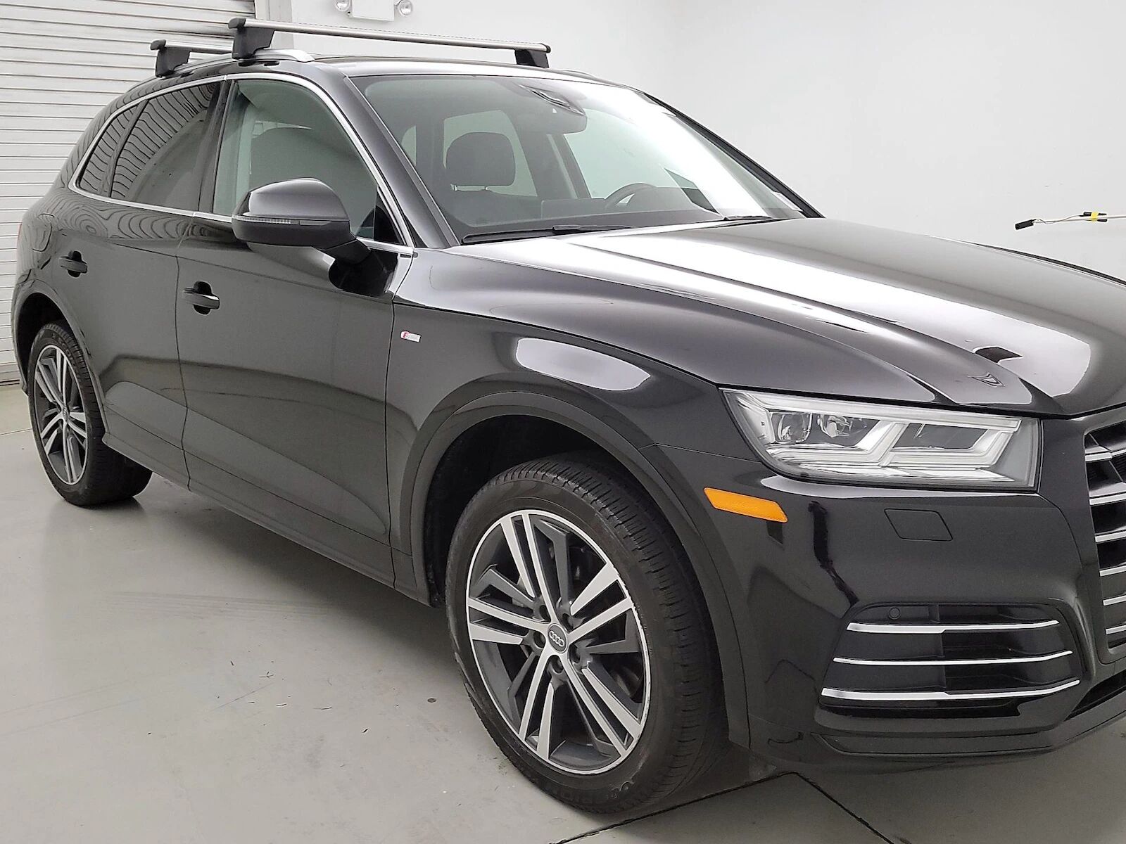 2020 AUDI Q5 e