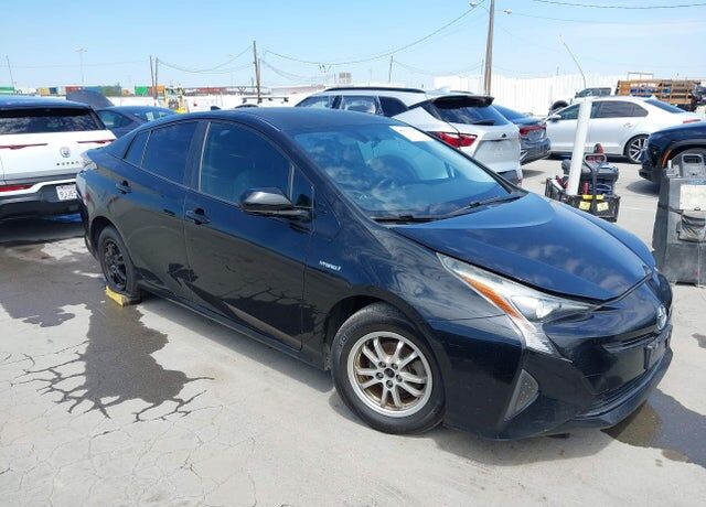 2016 TOYOTA PRIUS