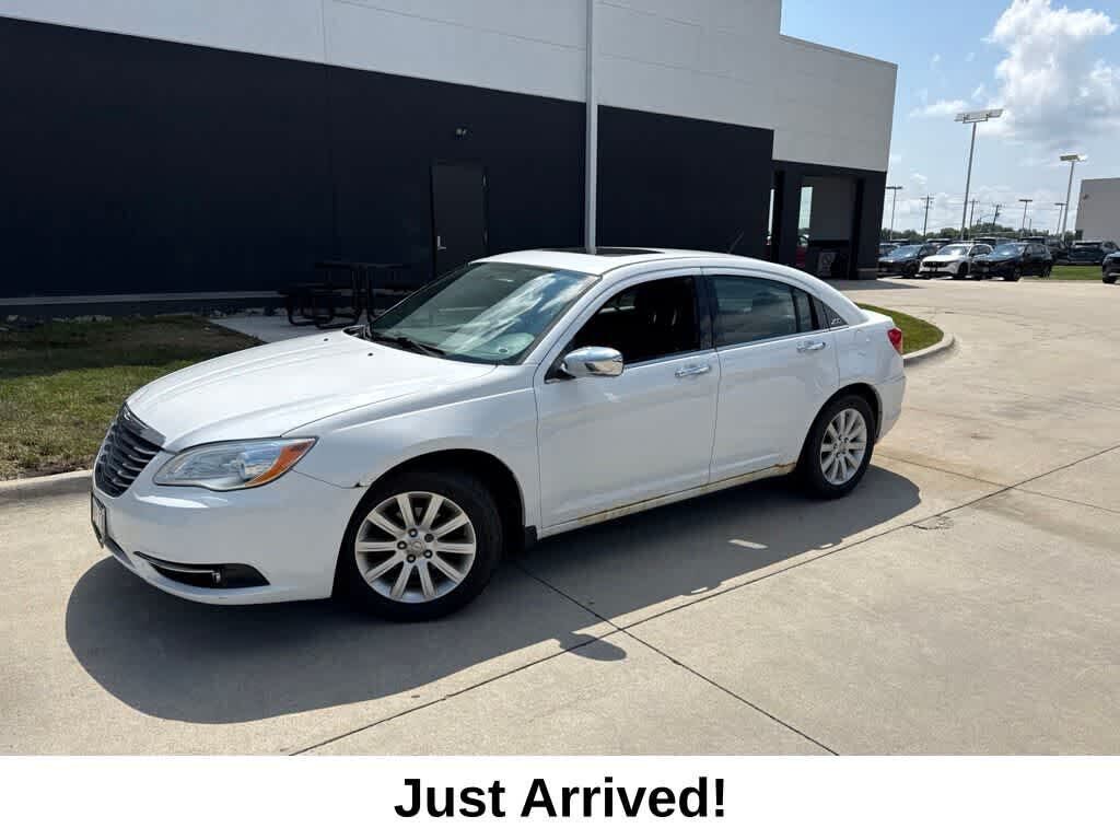 2014 CHRYSLER 200