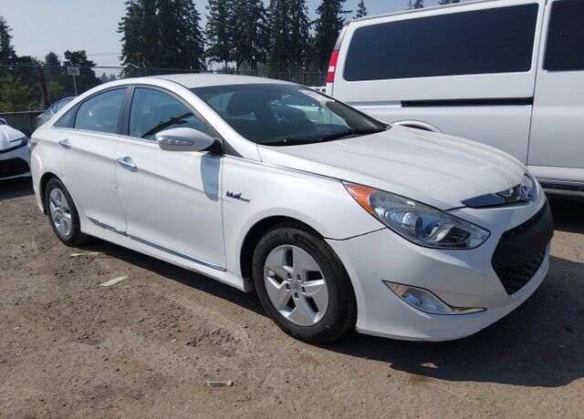 2011 HYUNDAI Sonata
