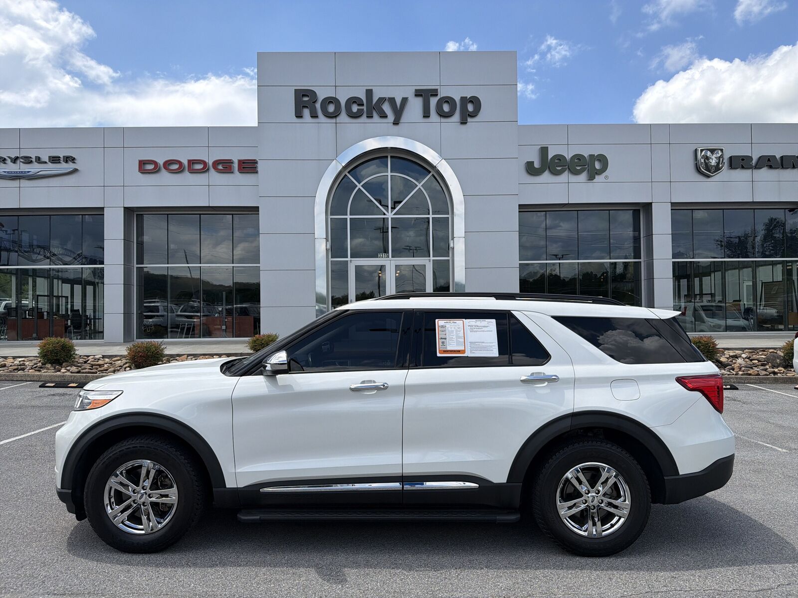 2020 FORD Explorer