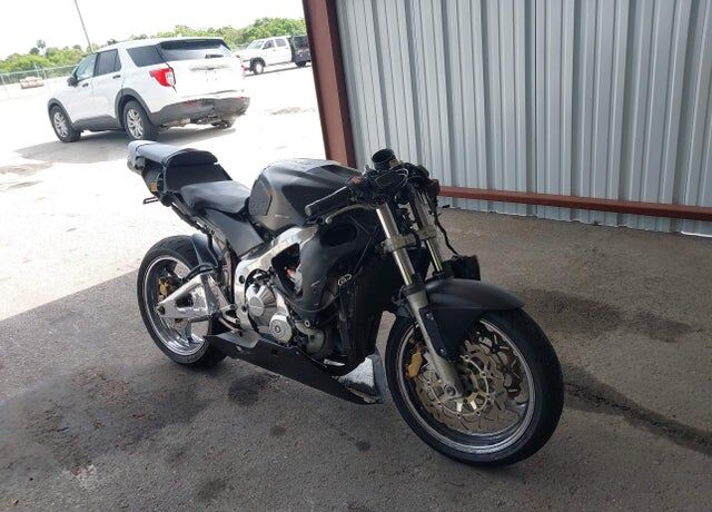 2004 HONDA CB