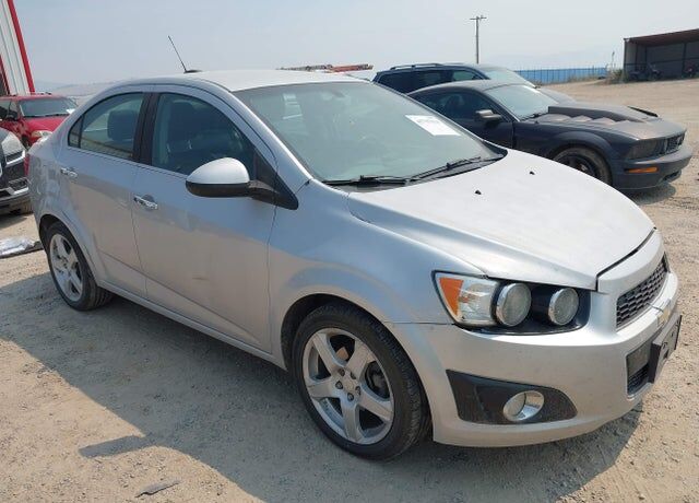 2015 CHEVROLET Sonic