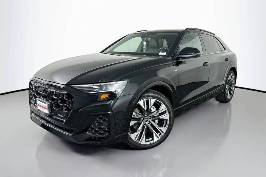 2026 AUDI Q8